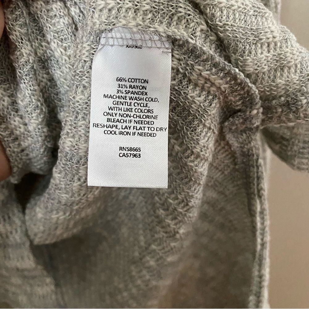 Caslon Sweater V-Neck Gray White Knit Marled Ribbed Casual Neutral - Picture 9 of 10